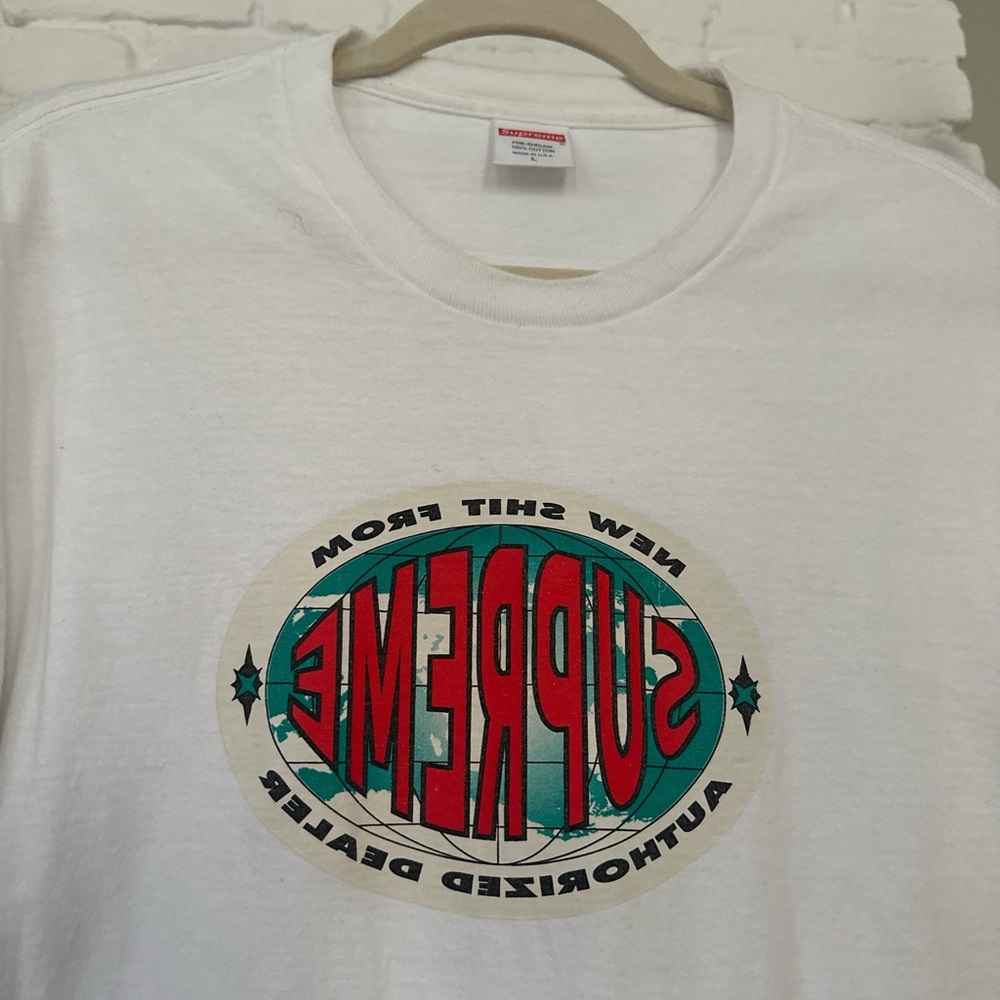 SUPREME White Graphic T-Shirt